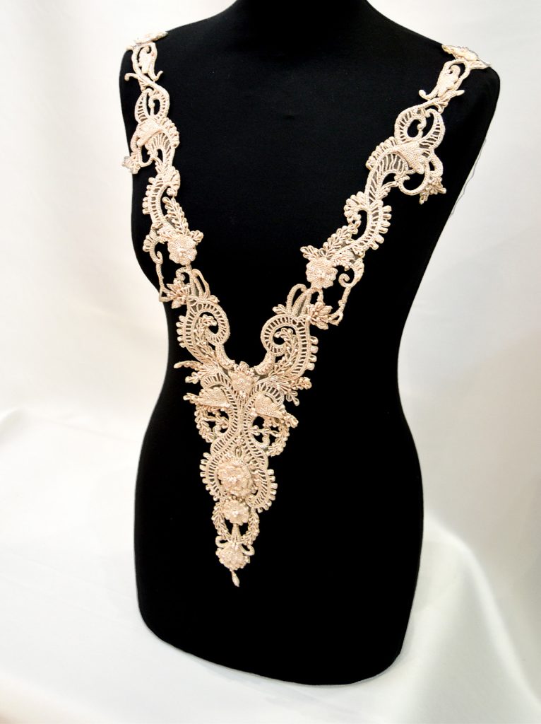 Marsala Alta Costura Complementos